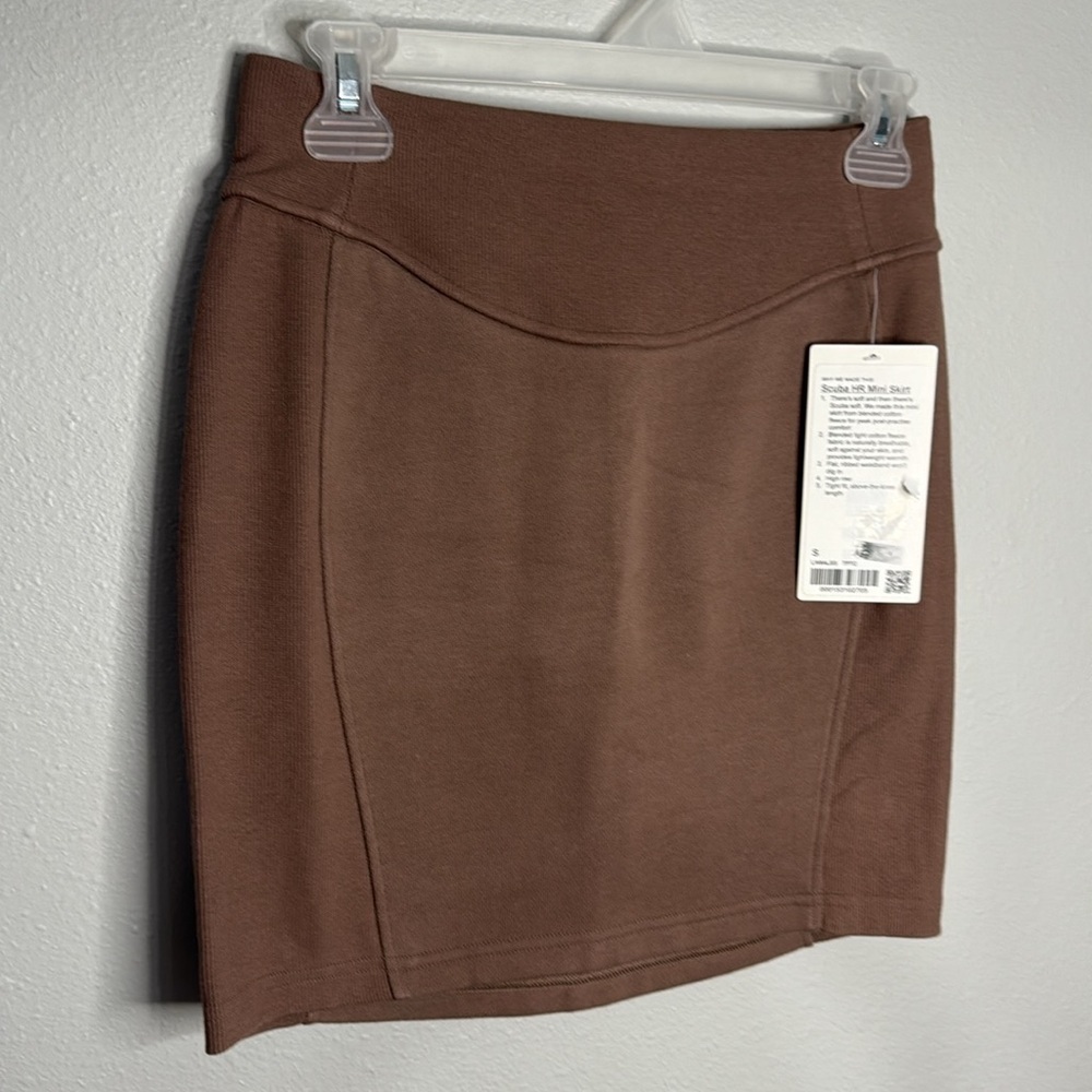 NWT Lululemon Scuba HR Mini Skirt Taupetastic Size S - Picture 2 of 6